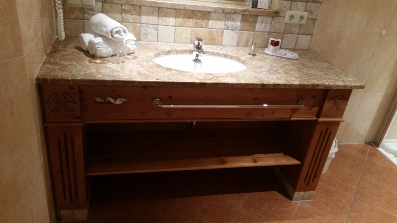 Badezimmer Hotel Bergknappenhof