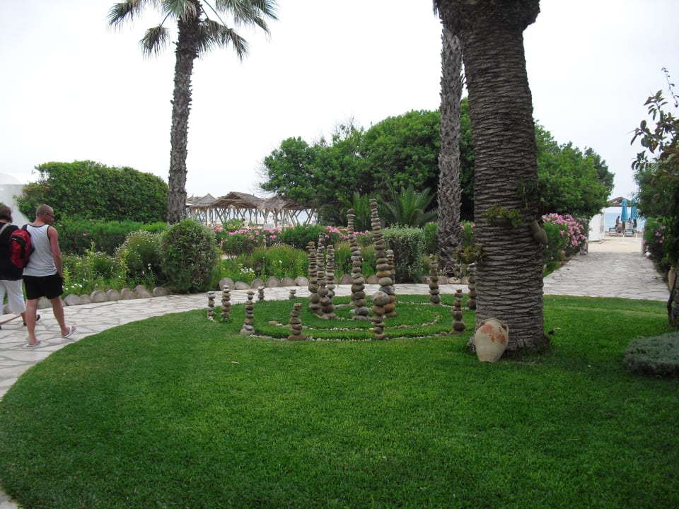 Weg zum Strand The Orangers Beach Resort and Bungalows