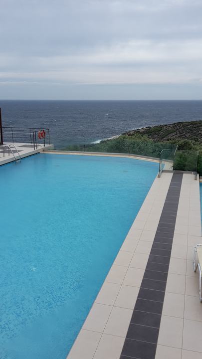 Pool Aeolis Thassos Palace