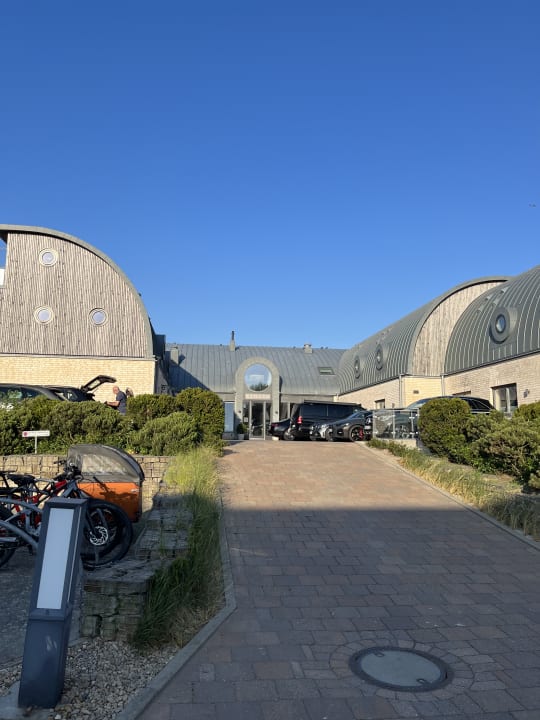 Außenansicht Hotel Strand am Königshafen