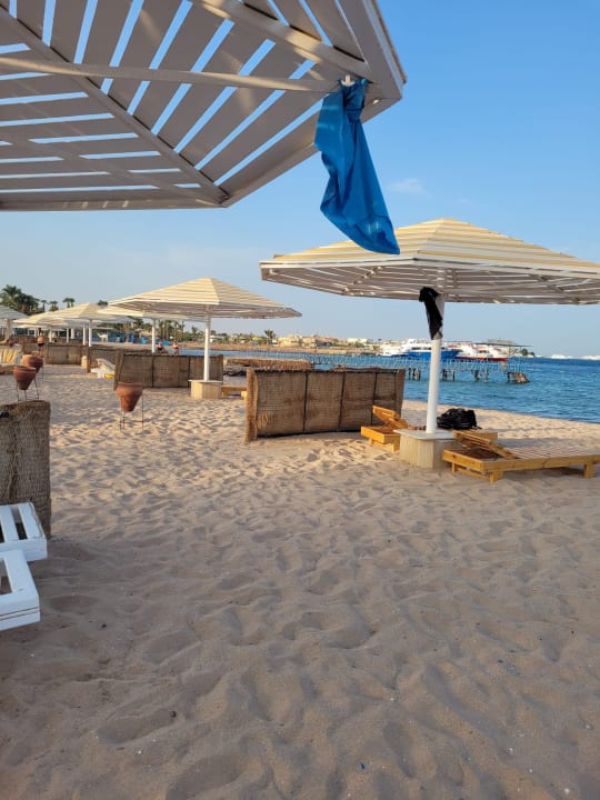 Strand Menaville Safaga
