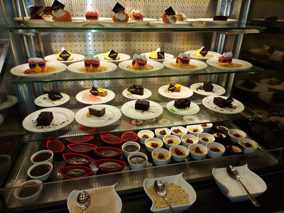 Gastro Limak Lara Deluxe Hotel & Resort