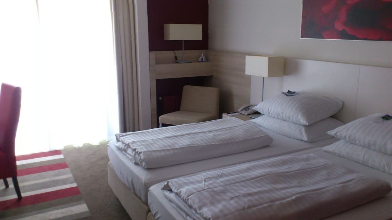 Zimmer H+ Hotel Bad Soden