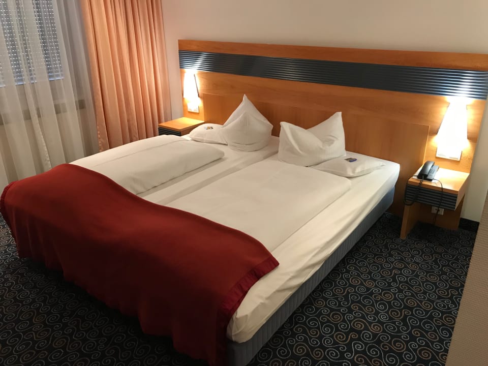 Zimmer Ringhotel Loew's Merkur