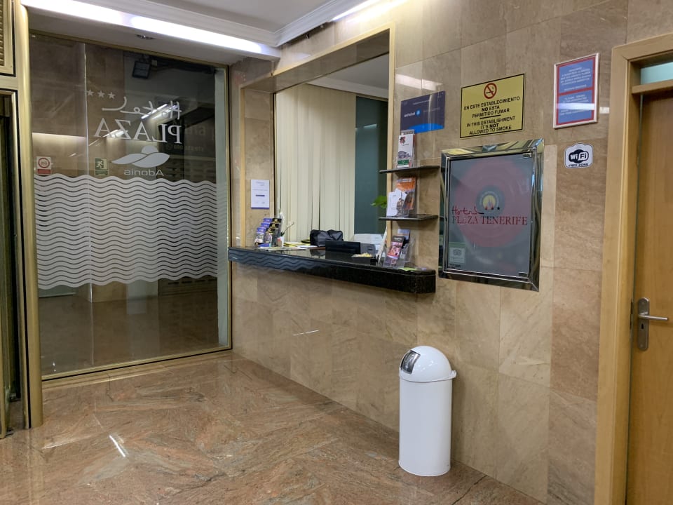 Lobby Hotel Adonis Plaza Tenerife