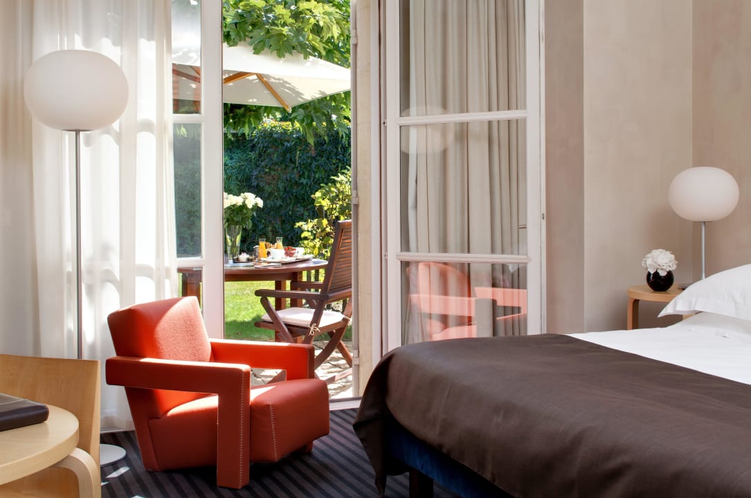 Chambre double supérieure terrasse Hotel Chateau Cordeillan Bages