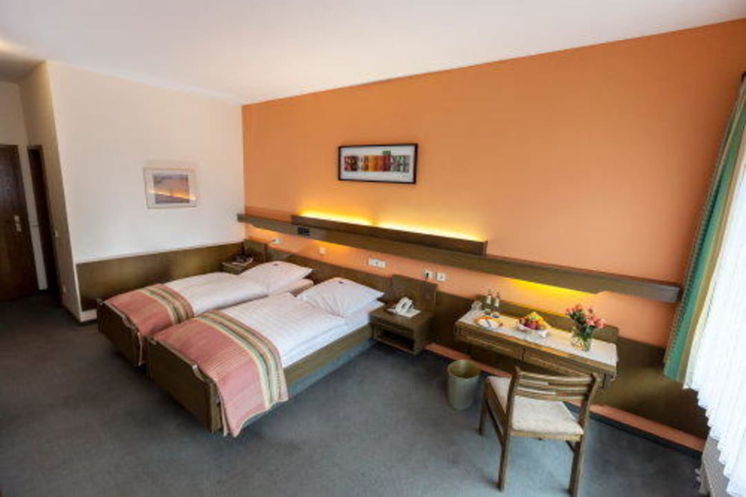 Twin-Zimmer mit Balkon, 1. Etage Hotel Zum Goldenen Fässchen