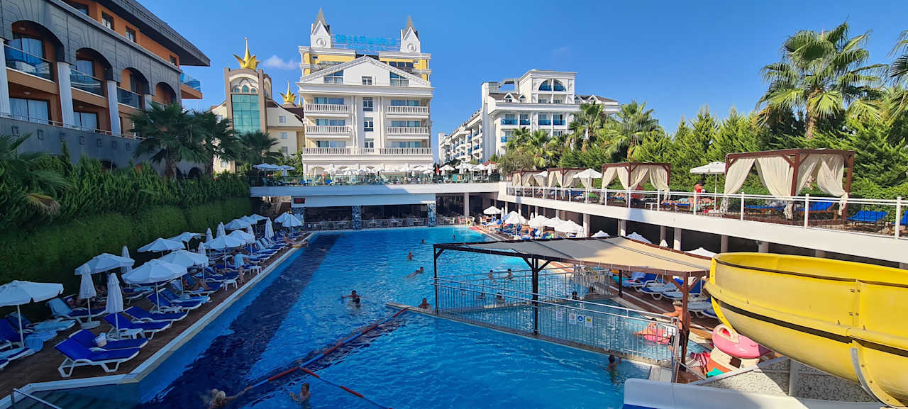 Pool Dream World Resort & Spa