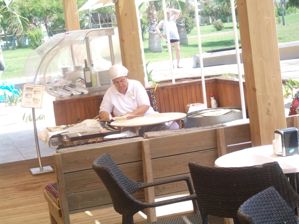 An der Strandbar gabs Frischgebackenes Brot Käse Sentido Trendy Verbena Beach