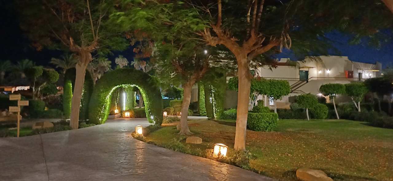 Außenansicht Lotus Bay Beach Resort