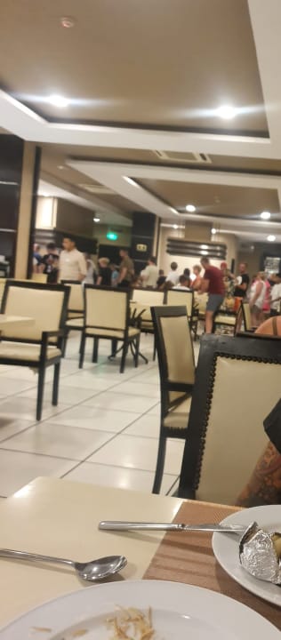 Gastro El Karma Aqua Beach Resort