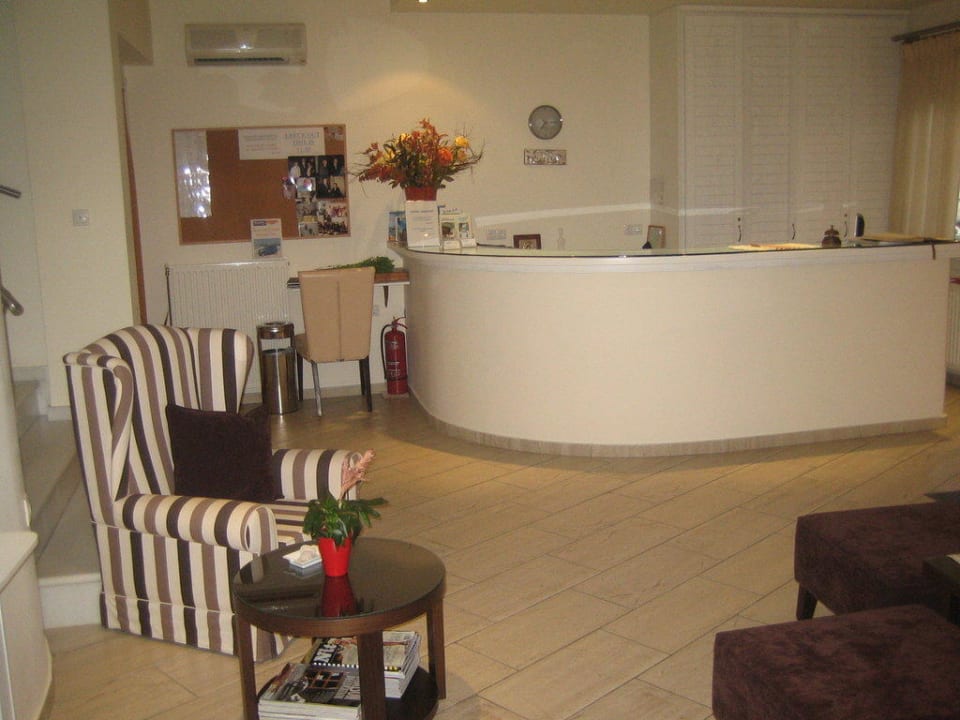 Rezeption Adriani Hotel