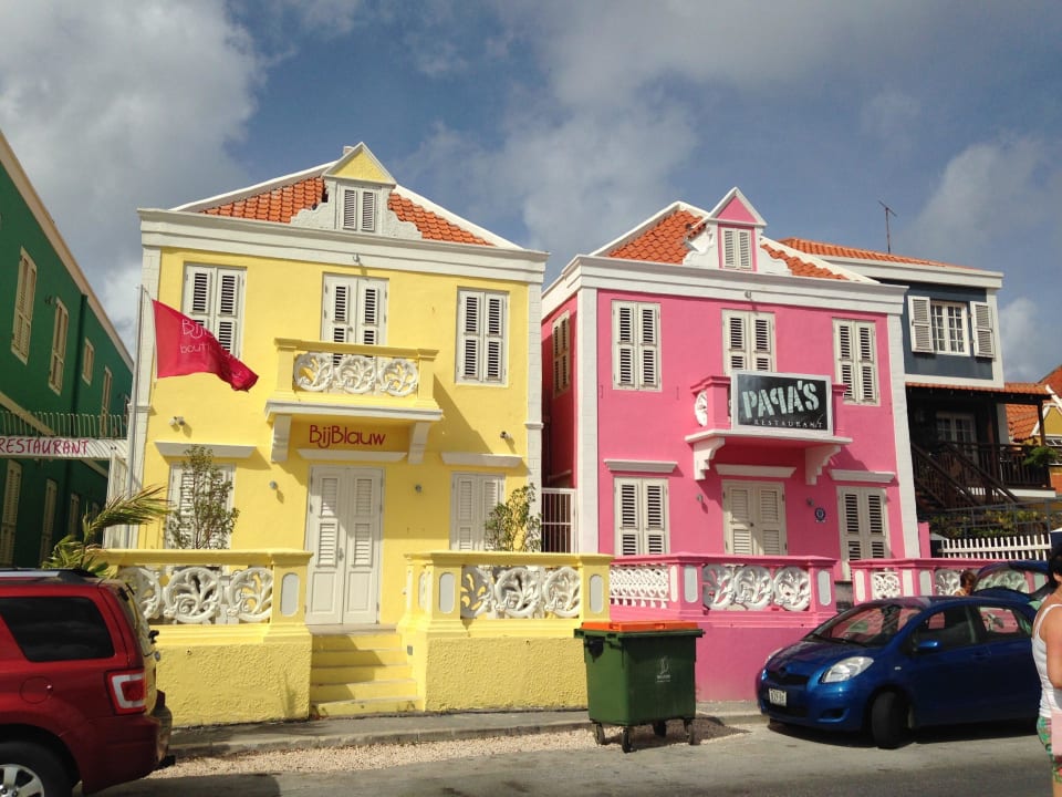 Auf dem Weg zum Hafen  Hotel BijBlauw