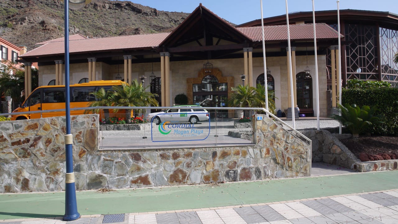 Hoteleingang Hotel Cordial Mogán Playa