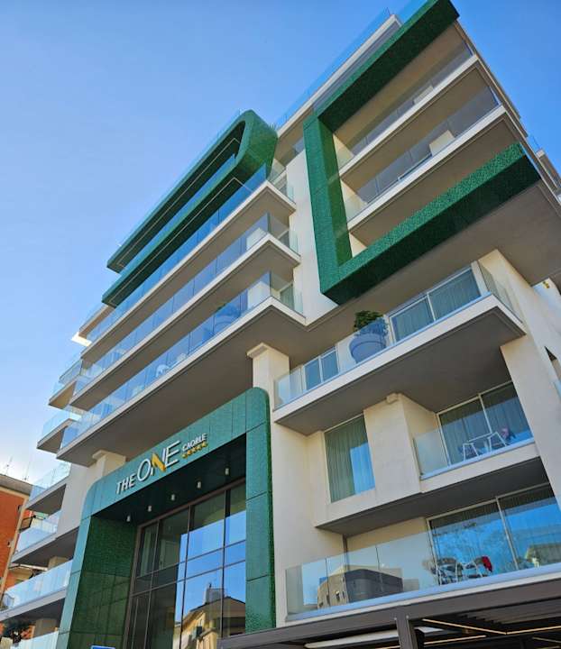 Außenansicht THE ONE CAORLE - Hotel & Apartments