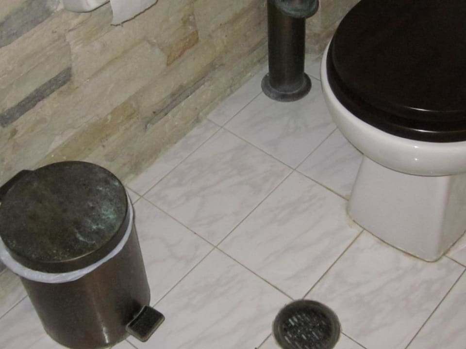 Badezimmer Toiletteneimer Naxos Magic Village