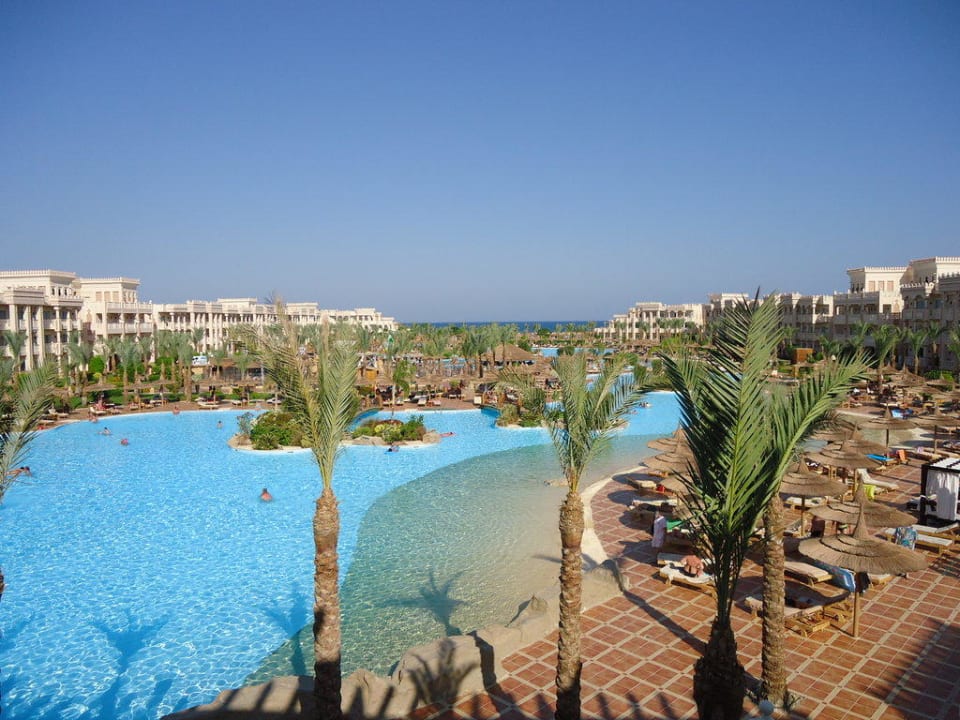 Weitläufige Poolanlage Pickalbatros Palace Resort