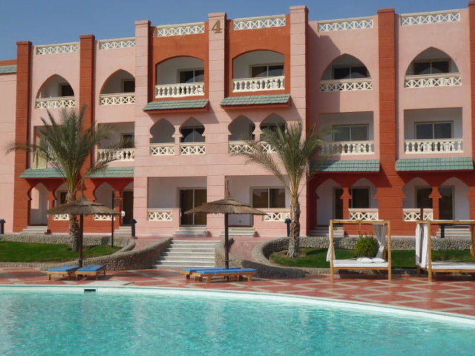 Корпус отеля Pickalbatros Aqua Vista Resort - Hurghada