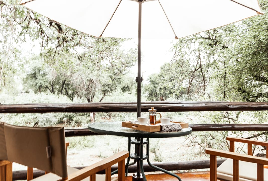 Zimmer Baluleni Safari Lodge