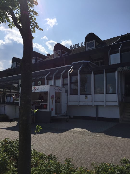 Außenansicht Hotel Harlesiel