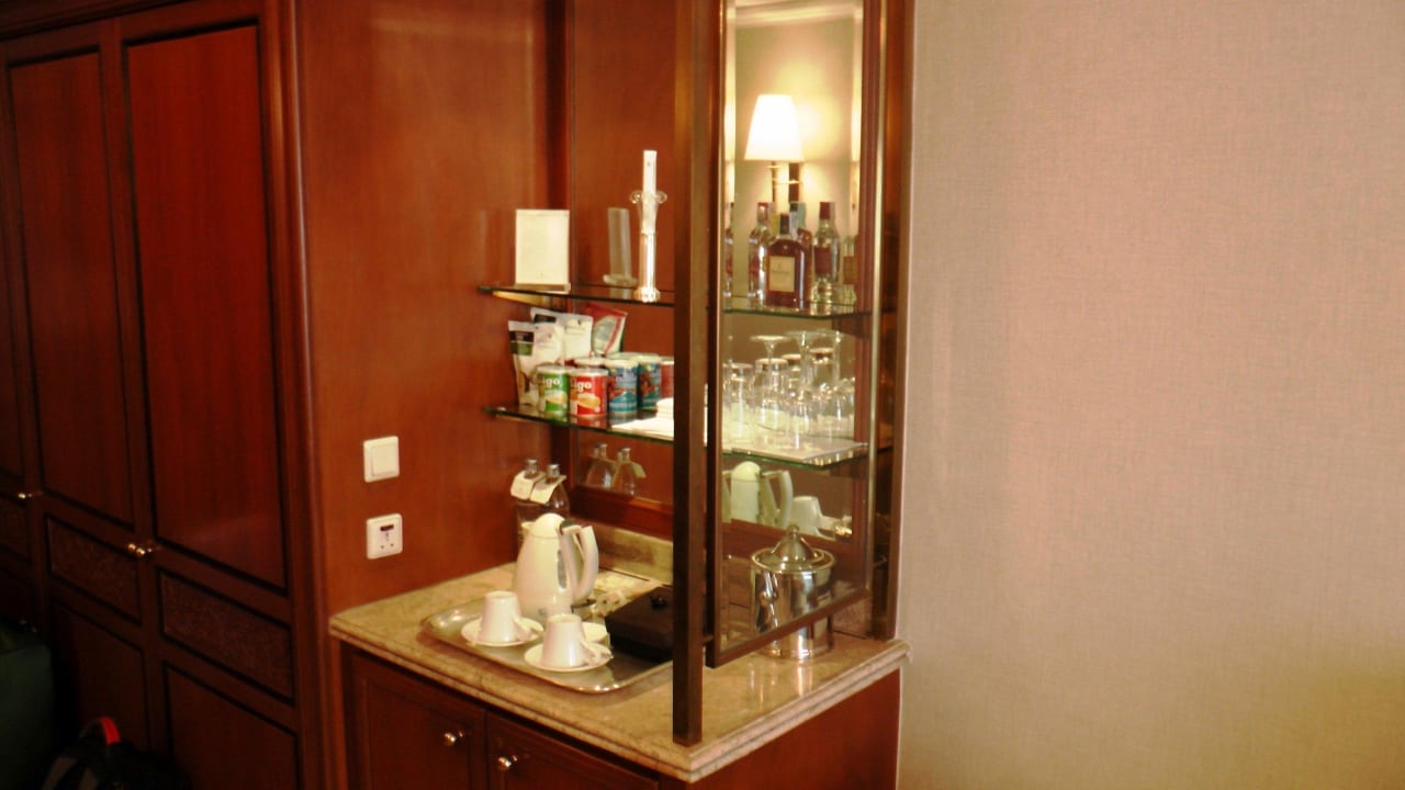 Minibar Shangri-La Hotel, Bangkok