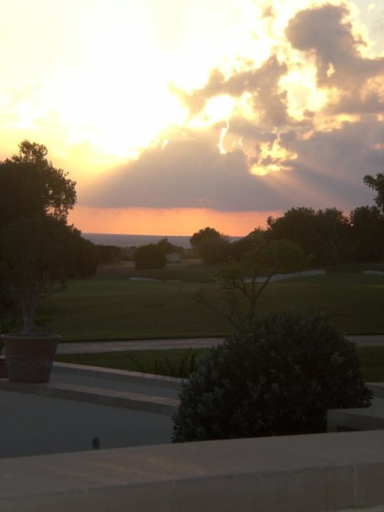 Sunset Bar - wie passend Aphrodite Hills Hotel