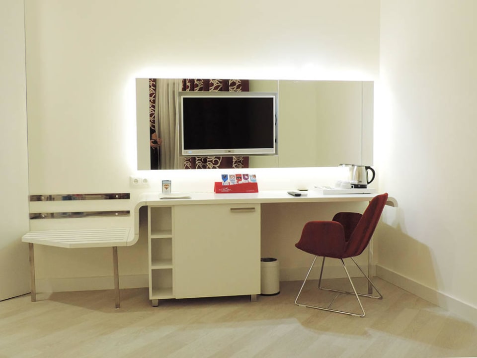 Flach bildschirm tv Laguna Beach Alya Resort & Spa Hotel