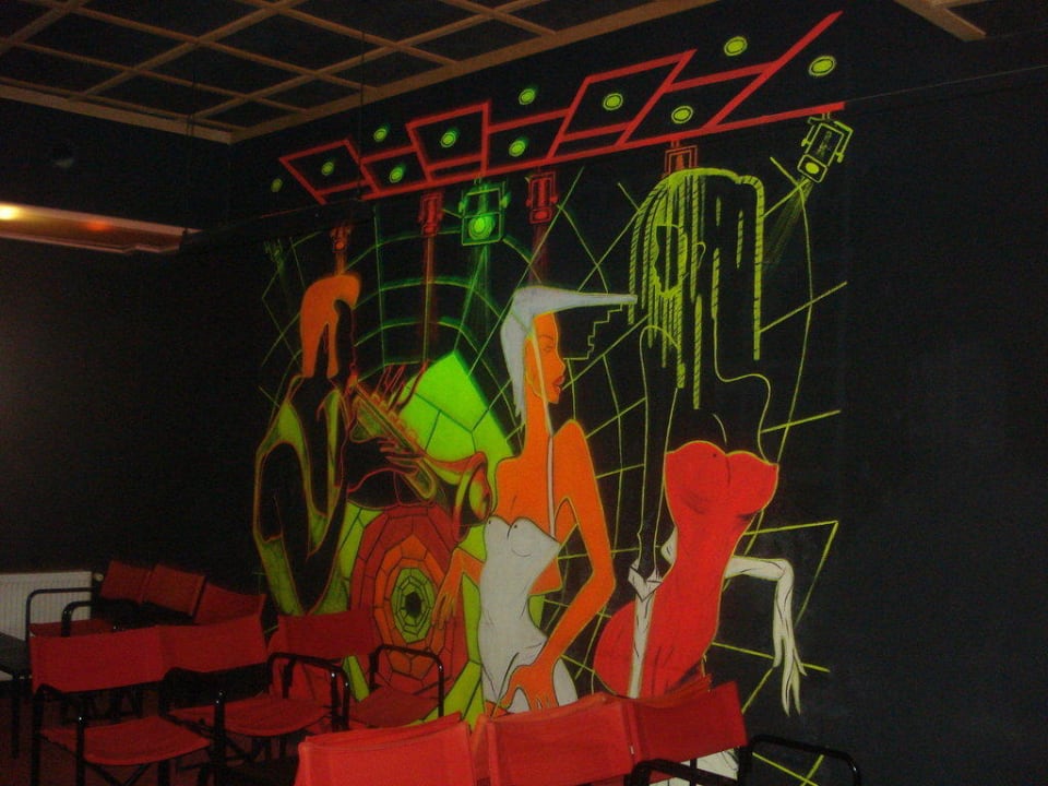 Disco Hotel Grand Efe