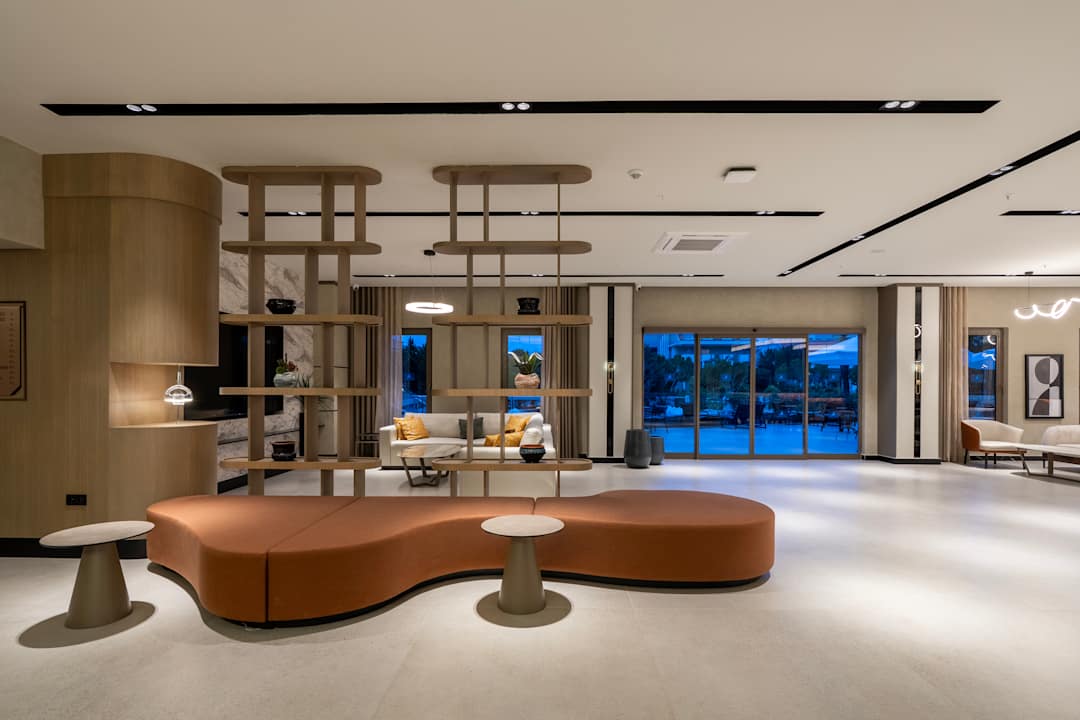 Lobby Side Breeze Hotel