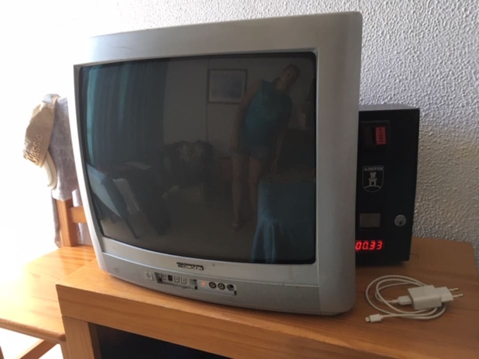 Zimmer Corona Roja