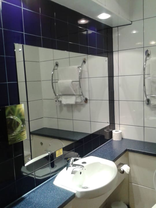 Łazienka Hotel Premier Inn Sunderland A19/A1231
