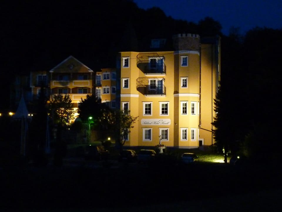 Mondschein Schlössl Hotel Kindl