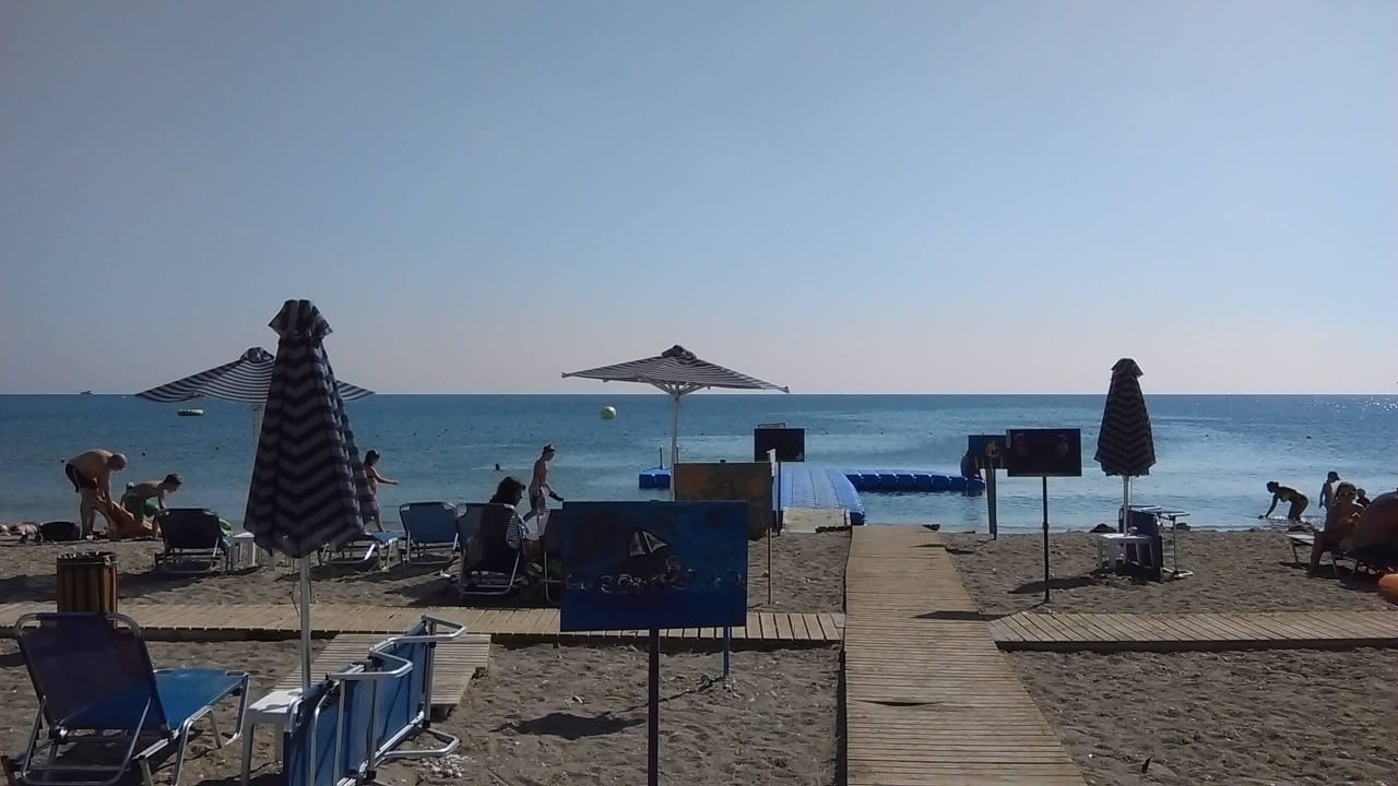 Zugang zum Strand Atlantica Mikri Poli Rhodes