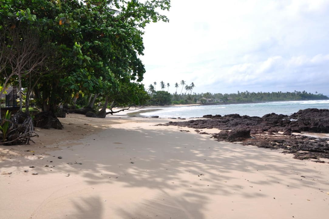 Strand bei Ebbe im Mai Ao Kao White Sand Beach Resort