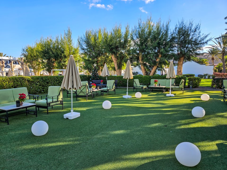 Gartenanlage R2 Romantic Fantasia Suites - Adults only