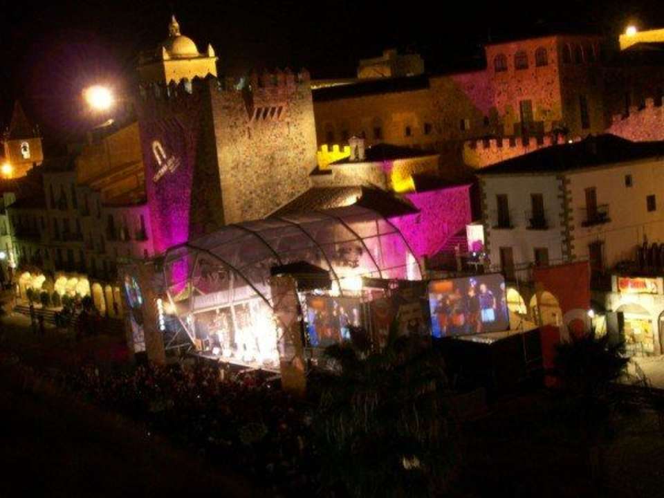 Espectáculos en la Plaza Mayor Hostel Alameda Plaza Mayor