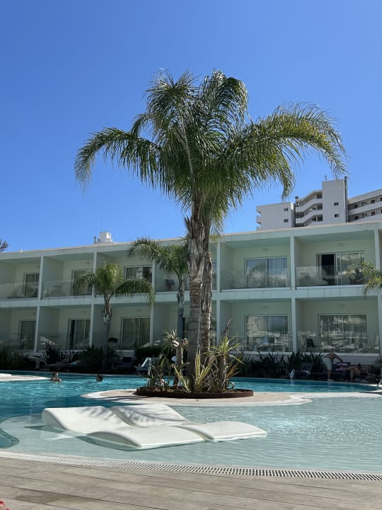 Pool BG Hotel Caballero