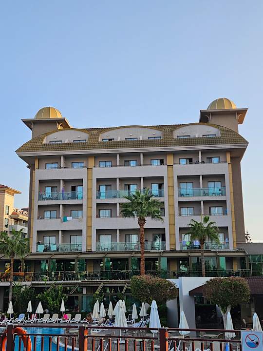 Außenansicht Aydinbey Kings Palace & Spa