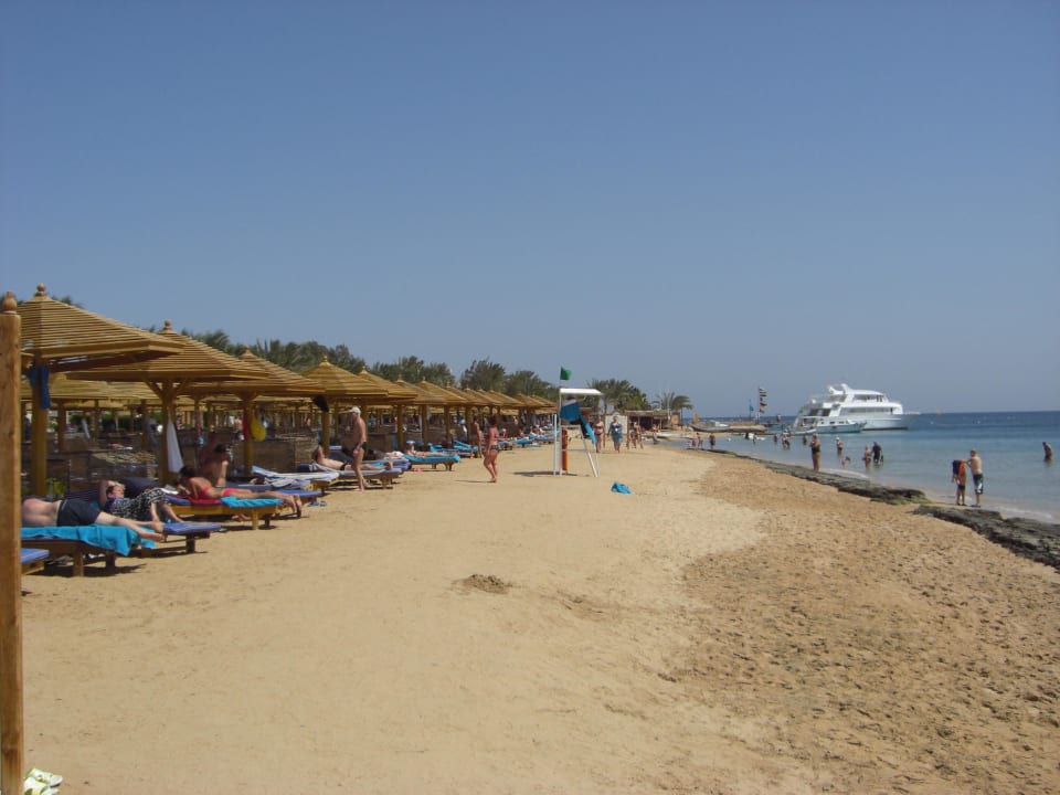 Hoteleigener Strand SUNRISE Royal Makadi Resort