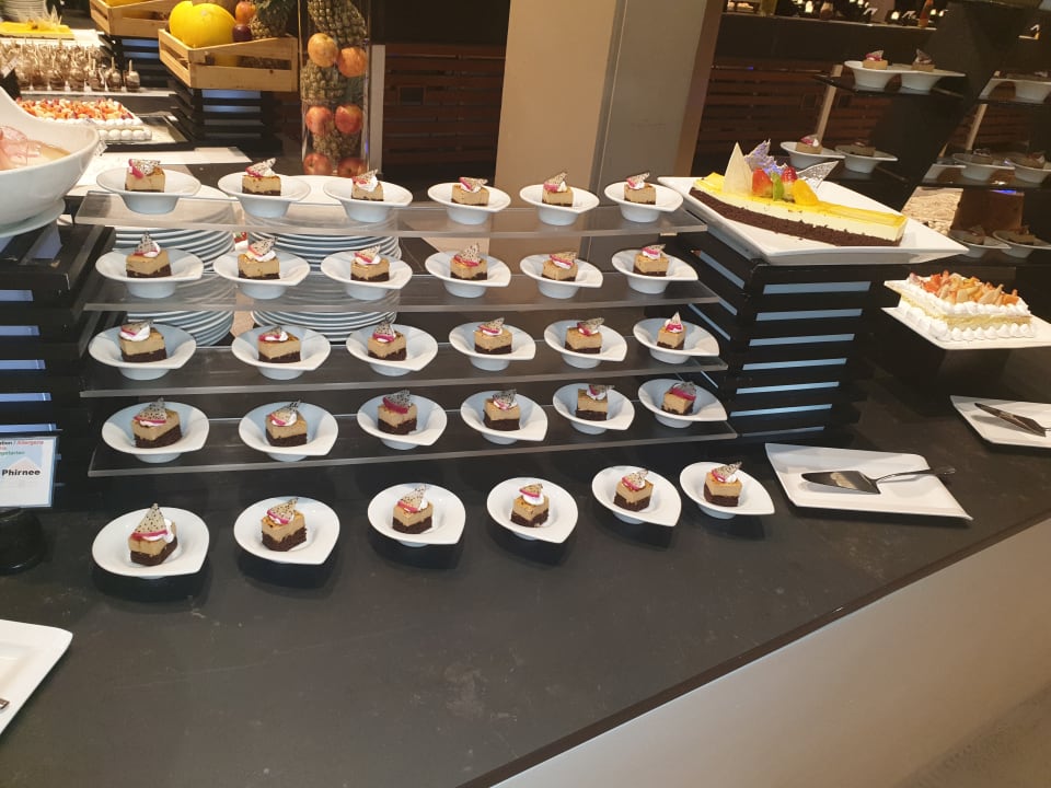 Gastro Meeru Maldives Resort Island