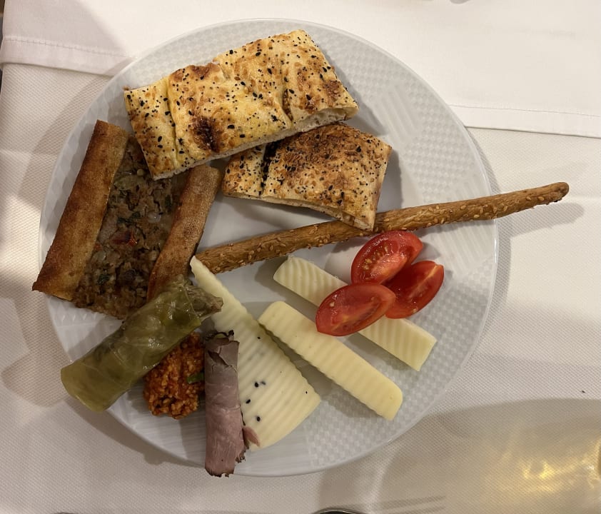 Gastro The Sense Deluxe Hotel