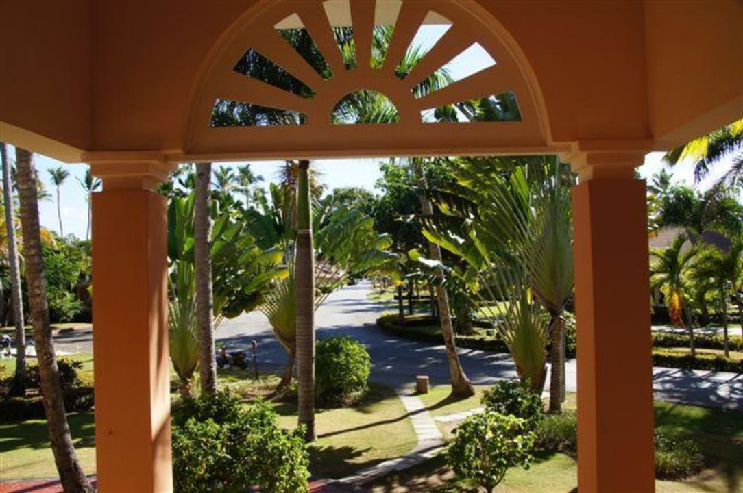 Blick in den Garten Hotel Grand Palladium Palace Resort, Spa & Casino