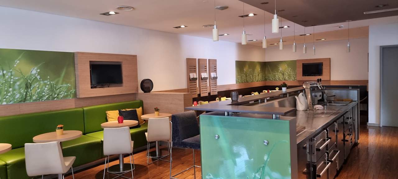 Lobby Ibis Berlin Messe