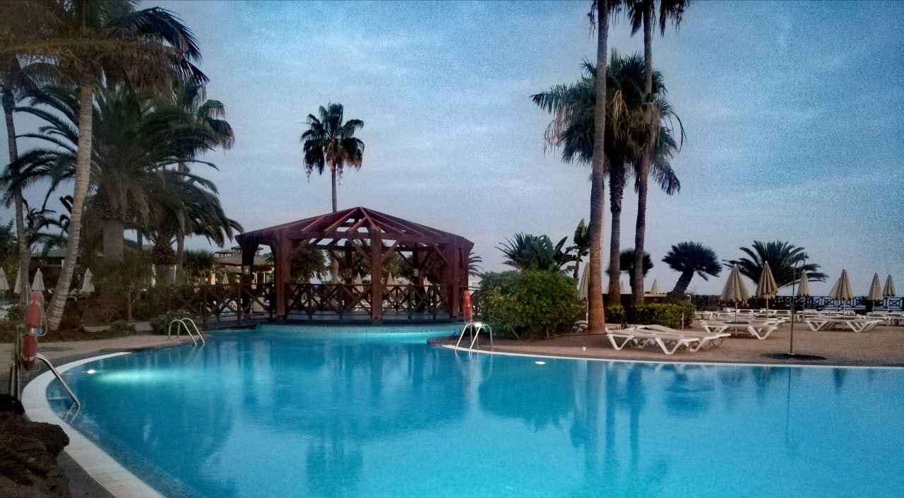 Pool R2 Pajara Beach