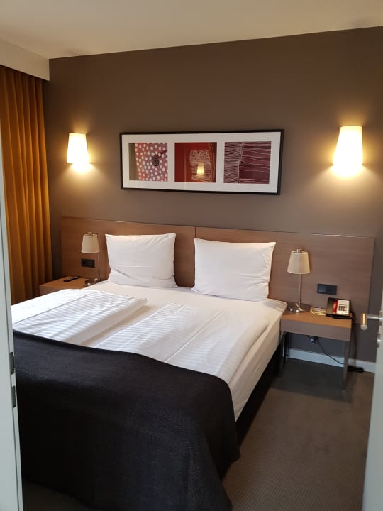 "Zimmer" Adina Apartment Hotel Hamburg Michel (Hamburg) • HolidayCheck