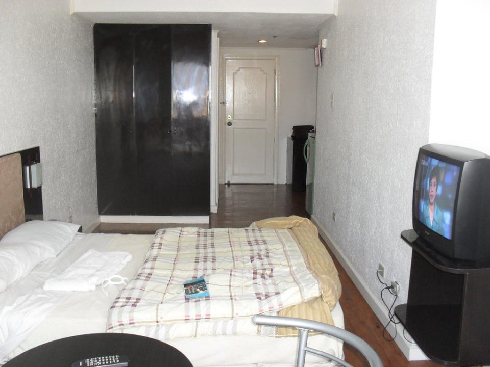 Anderes Zimmer und höher gelegen nach Umzug Makati Prime Tower Suites