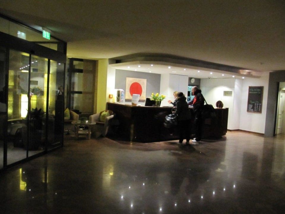 Rezeption super freundlich Hotel Traube am See