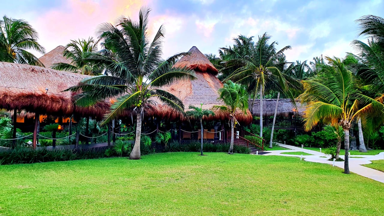 Gartenanlage Akumal Bay Beach & Wellness Resort