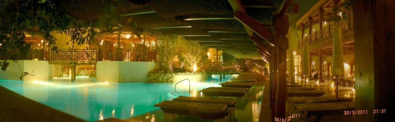 Pool am Abend Ghazala Gardens