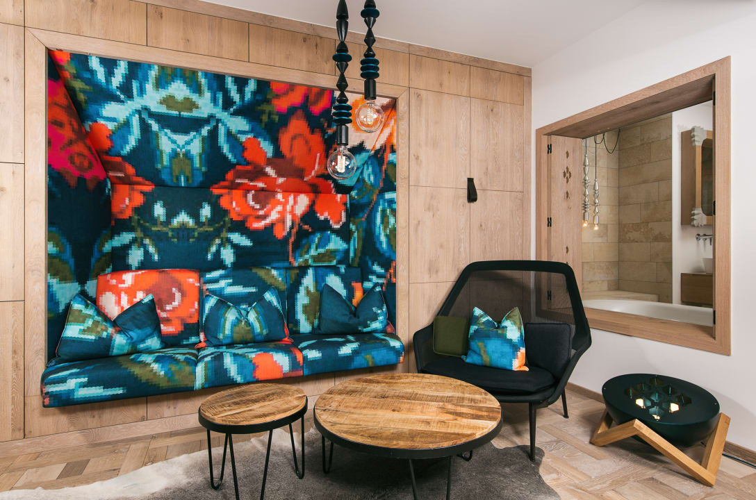 Zimmer Hinterwies - Ski in / Lodge / Dine